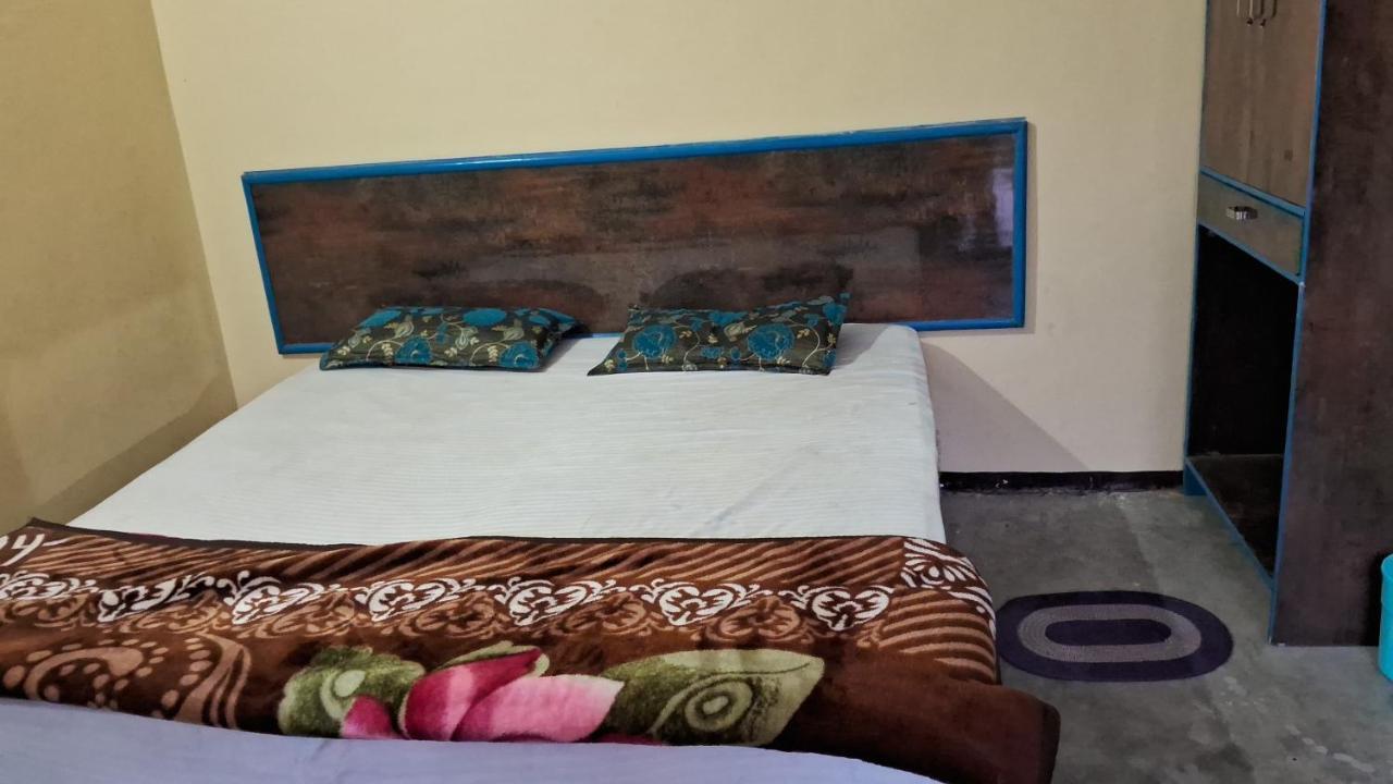 Blue Sky Homestay Khajurāho Exterior foto