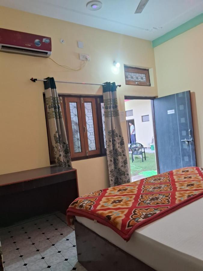 Blue Sky Homestay Khajurāho Exterior foto